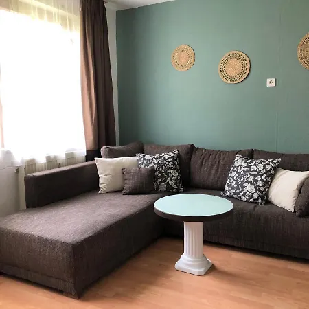 Mit 1 Schlafzimmer شقة