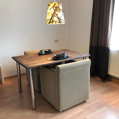 Mit 1 Schlafzimmer Altensteig